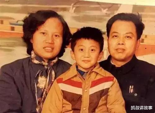 凯叔讲故事|13岁少女“荒岛求生”，知道真相后，网友却吵翻了