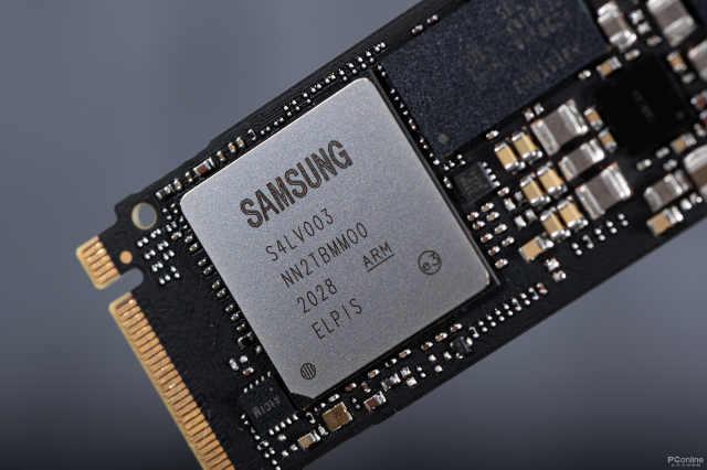 固态硬盘|从20MB小可爱到100TB巨兽，细数固态硬盘进化之路