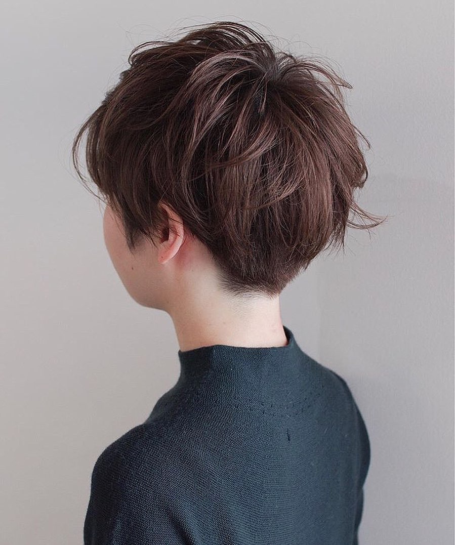 发型|女人不到40岁,前3种发型别尝试,后三种发型值得拥有