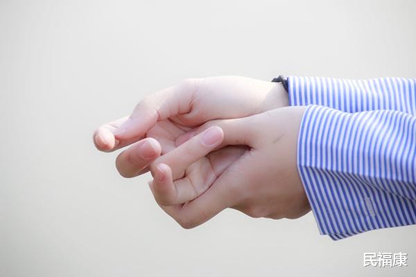 蛋糕|手麻可能是哪些原因引起的?怎么改善?