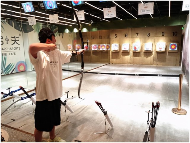 王思聪|让王思聪都吃的网红瓜，着实有点毁三观！比半藏森林段位还高