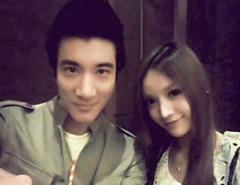 王力宏|李靓蕾太不顾旧情？五年生三胎，王力宏简直太不是人