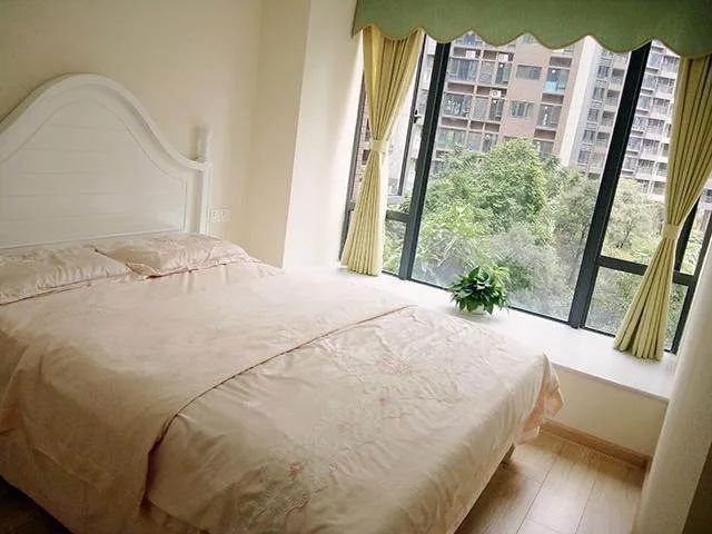 朋友有钱装修也要刷白墙，原来刷大白的好处这么多，新手赶紧试试