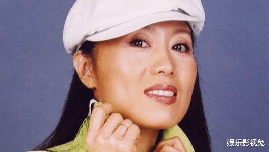 悬崖之上|他曾被张国立力捧,迎娶比自己大15岁的老婆,如今混成这样