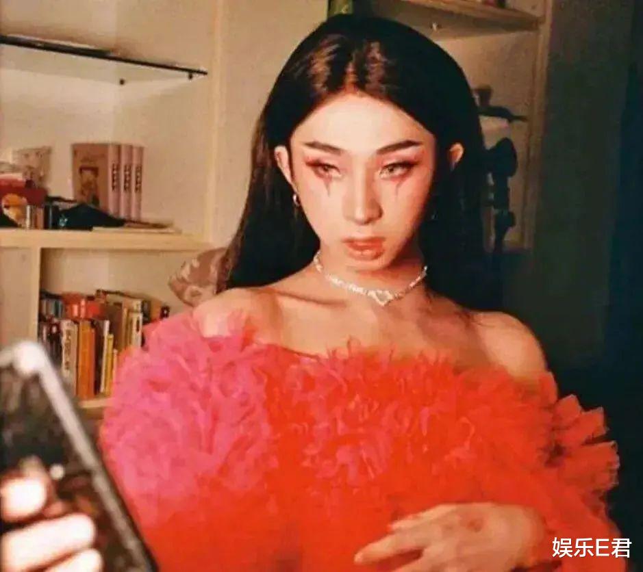 娱乐圈|娱乐圈男性审美回归正常，《披荆斩棘的哥哥》禁止嘉宾咬唇扭胯