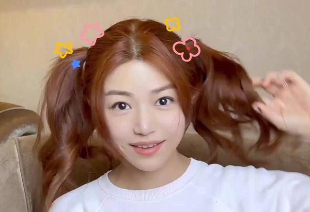 穿衣搭配|38岁陈妍希换甜妹路线，婴儿肥搭配双马尾，小包子脸又美又乖