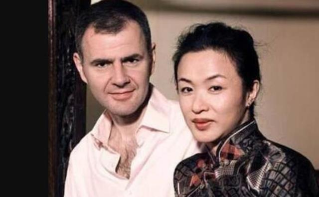 金星|金星被问“如何帮老公解决需求”？她做了一个动作，网友瞬间懂了