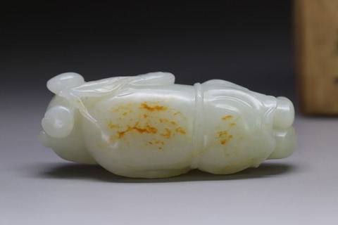 文玩|和田玉籽料枣黄皮童子献寿