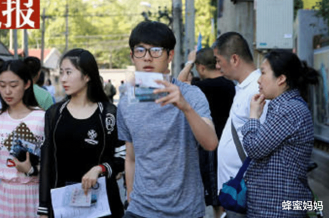 明星|女明星凭一己之力成功解约，成娱乐圈最强“公务员”，你认识她吗