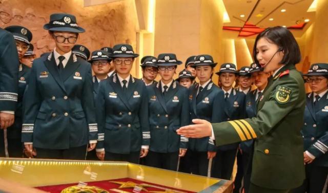 文职|又一“铁饭碗”开始招考，福利好工资九千多，3个专业报考有优势