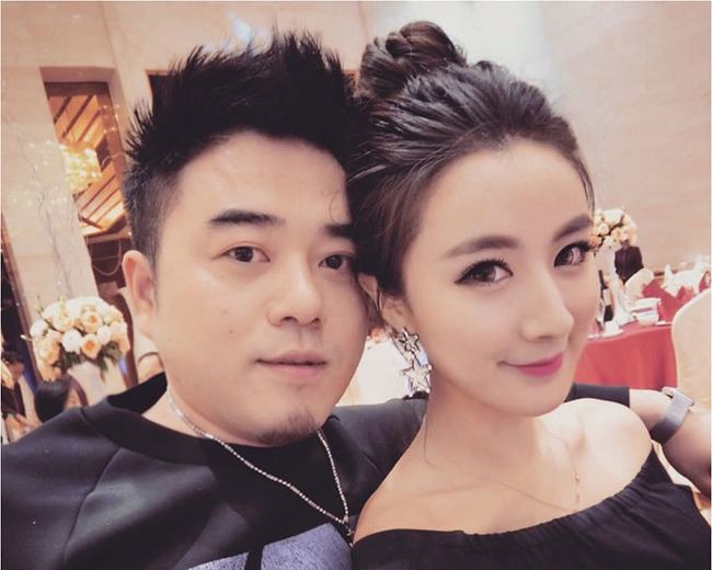 薇娅|薇娅老公接受采访时，表示消息都及时回复，保持距离是无稽之谈