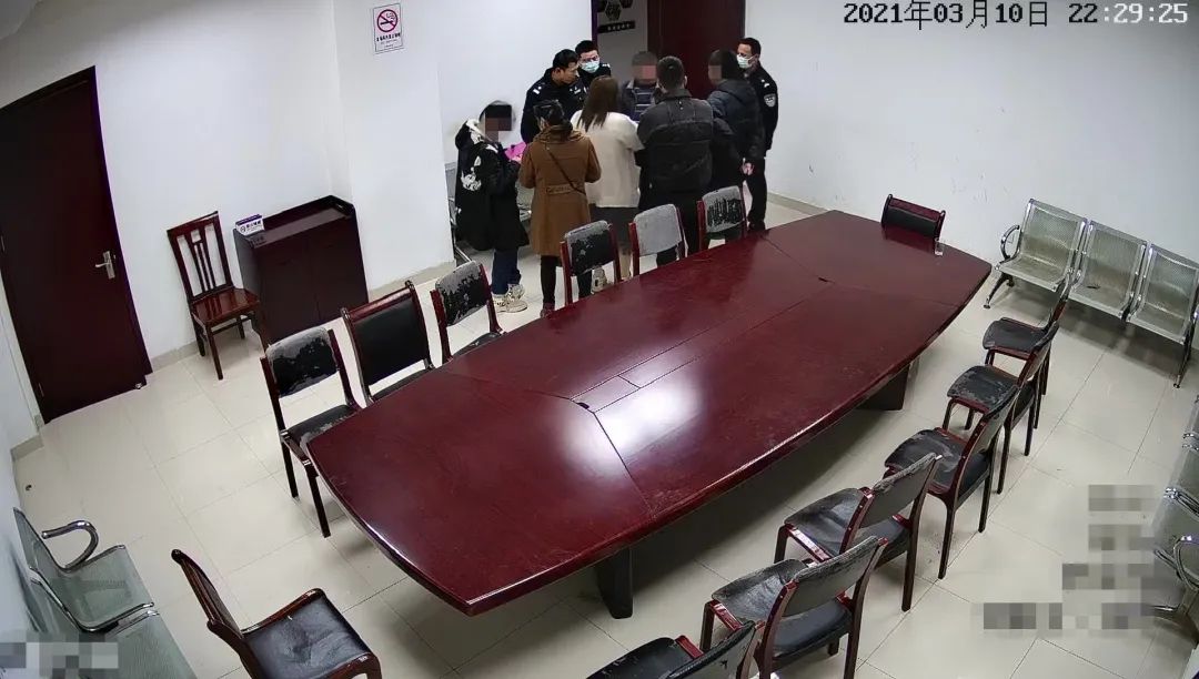 用户_465697 面对民警劝阻 老伯：“这是国家项目，肯定不会被骗！”