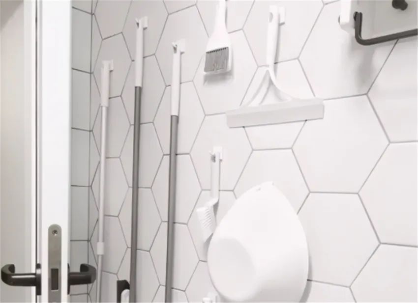 |户型太小怎么办？掌握这些装修技巧，小空间也能开阔不压抑！