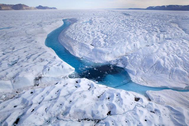 冰盖 北极居然下雨了，格陵兰岛冰盖竟遇71年来最大降雨！危害有多严重