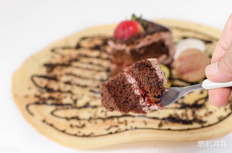 增肌减脂|减肥期间，坚持做到这几件事，让你体重暴跌10-15斤！