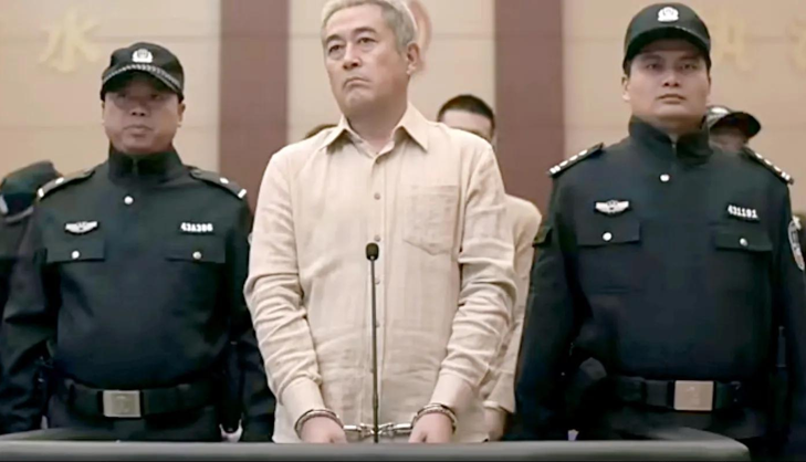 与君歌|《扫黑风暴》网爆结局：幕后大人物高明远落网，麦佳最后活出尊严