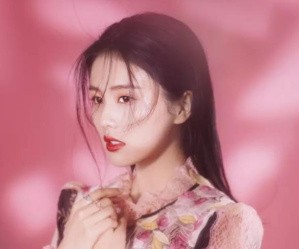 Angelababy|《奔跑吧》新路透,杨颖变身挖掘机司机,粉丝留言模板都一样