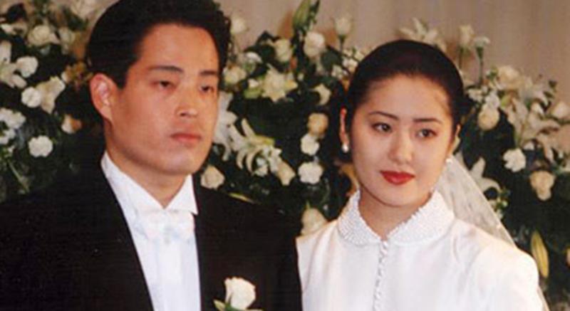 高贤廷|被豪门“放逐”，高贤廷五十岁演戏忙，留在夫家的儿女只知继母好