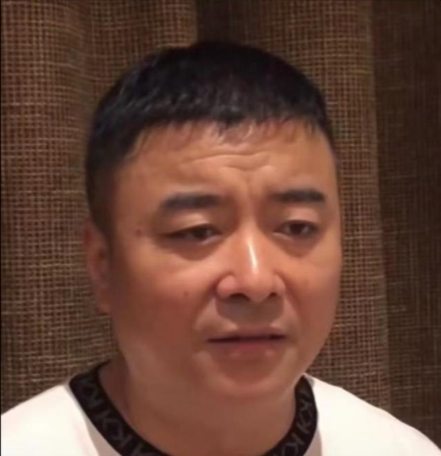 徽州 徽州老板娘事件宴继续发酵，牵扯出缴税问题，生意还能干下去吗？