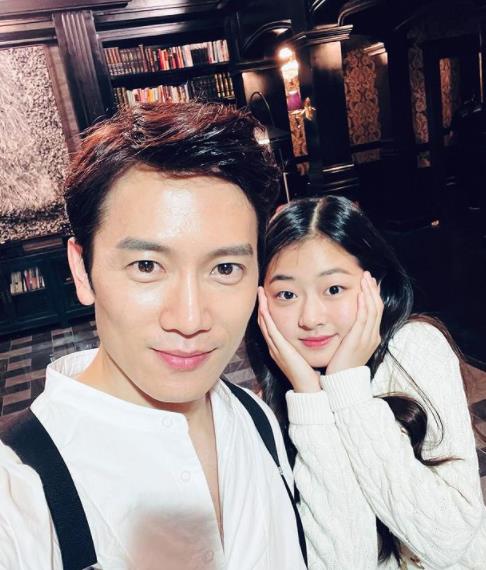 金·卡戴珊|10位声音苏炸的韩国男演员：李政宰吕珍九，开口就让大家耳朵怀孕