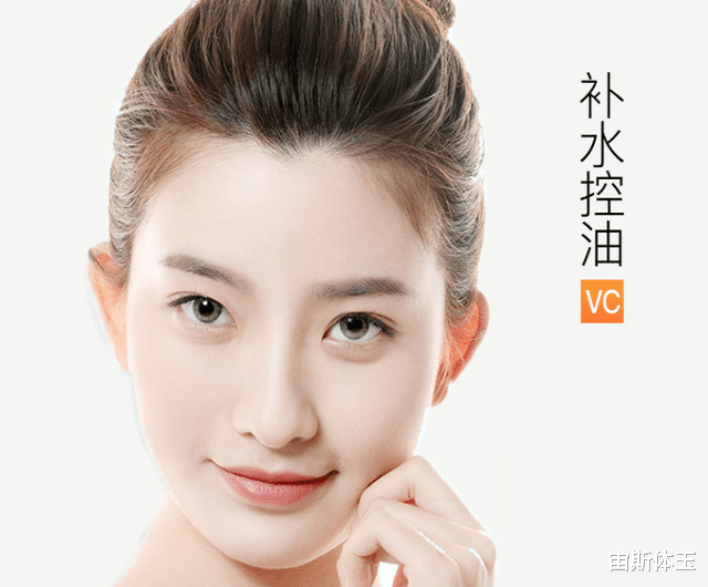 美容|爽肤水应该“拍”还是“涂”?教你正确手法,补水润肤,事半功倍