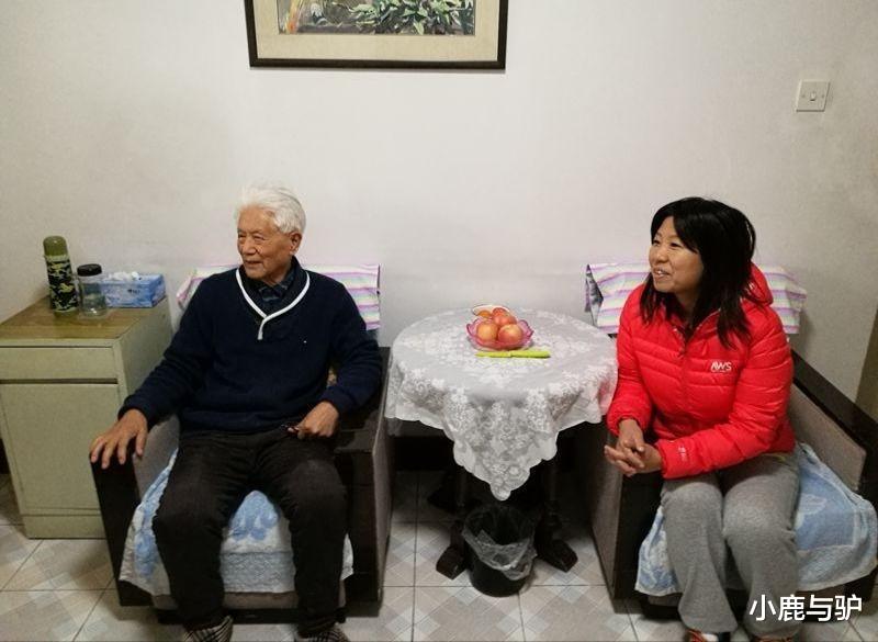 小鹿与驴|58岁大妈:退休后婆婆重病拒绝伺候,两位姑姐不愿AA出钱请保姆