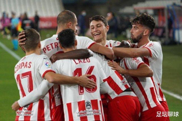 西班牙人|一波10-2！西班牙人踢疯了，再赢1场基本重返西甲，武磊新耻辱在酝酿