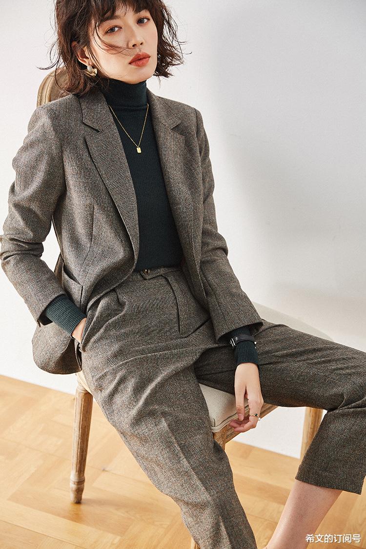 泉港|超有气质的一套格纹西服套装，让你的职场更有自信