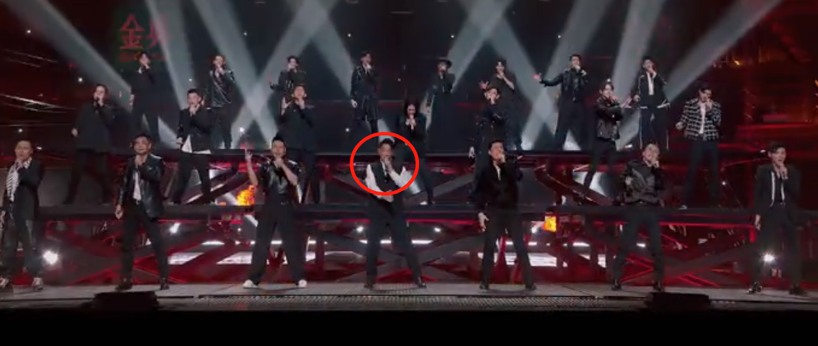 陈小春|《披荆斩棘的哥哥》定档：陈小春在MV中站C位，但张智霖第一个唱