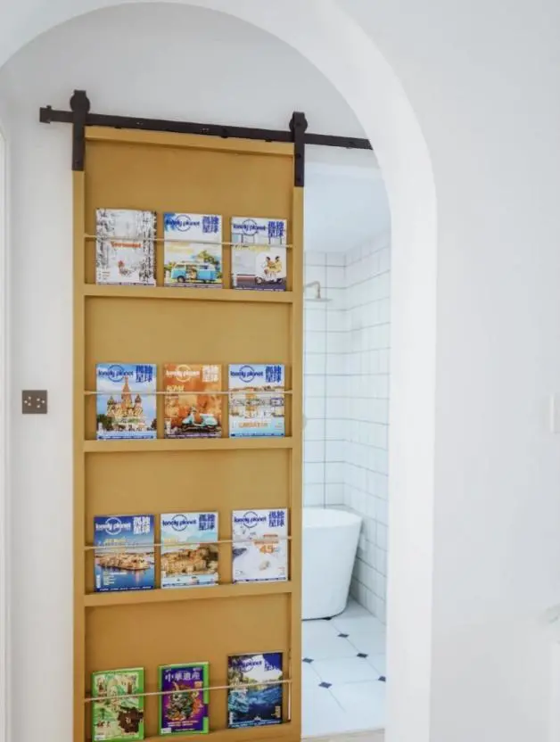 装修设计大全|小卫生间注定憋屈？网友：我家才2㎡这么装真好用！