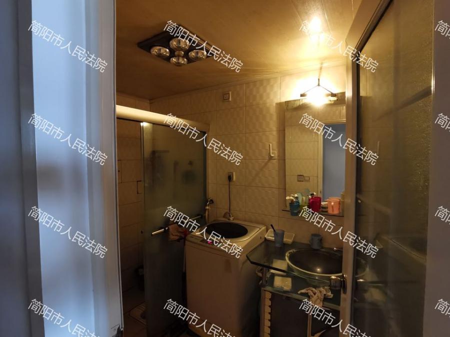 攀枝花|近日攀枝花，凤凰东街一套75万的住宅拍卖，最终无人出价，流拍了。