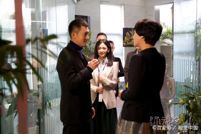 |一个“人缘差”的人,开口闭口都是3种话,得罪人还不知道