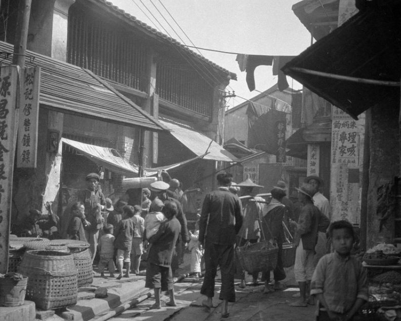 郭晶晶|霍家百年兴旺：4位主母撑起半片天，郭晶晶带去的“嫁妆”开新章