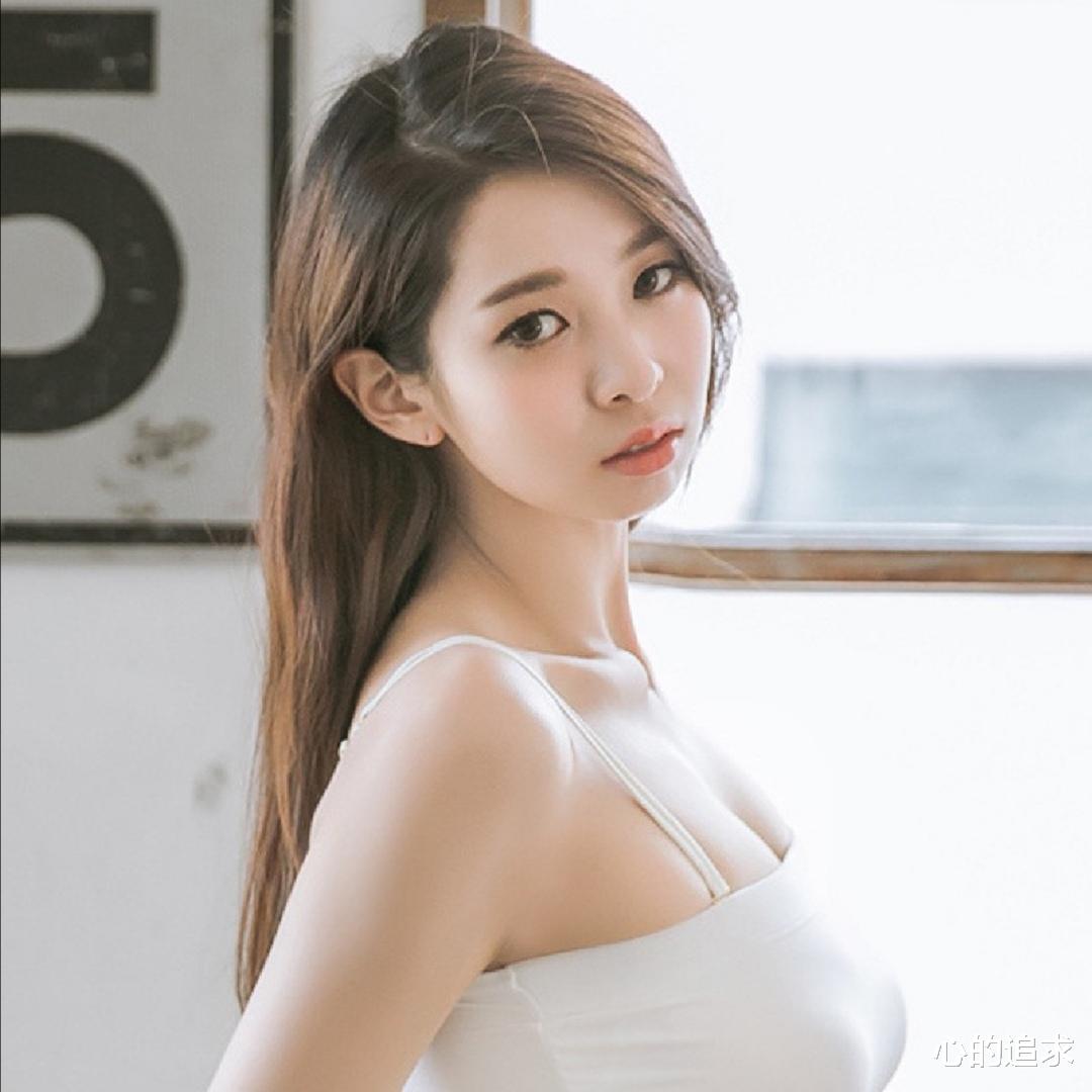 心的追求|和闺蜜去会所玩，找了个男模，闺蜜发朋友圈，老公奋起离婚