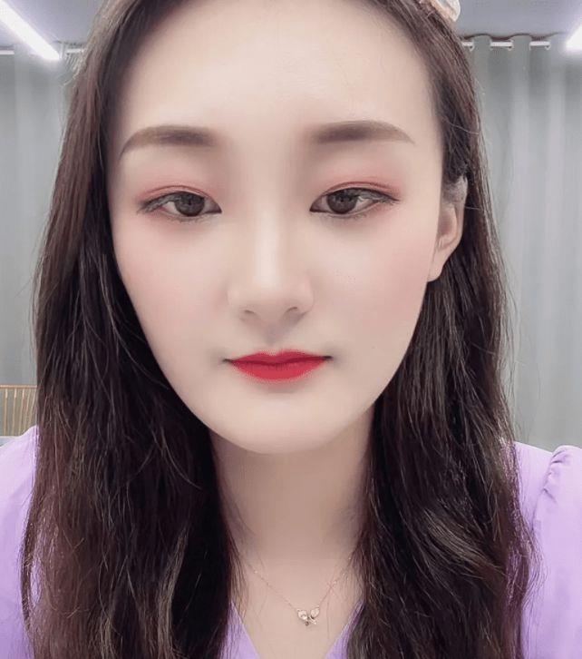 陈亚男|陈亚男想洗白？本人承诺用未来2年佣金做公益，套路却被网友拆穿