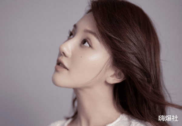 明星|她拍戏时曾嫌弃水脏,剧组改用140桶矿泉水替代,如今大红大紫