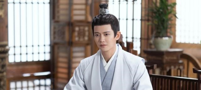 李沁|任嘉伦:心无旁骛攻主业,演技被《中国电视报》赞为“无可挑剔”