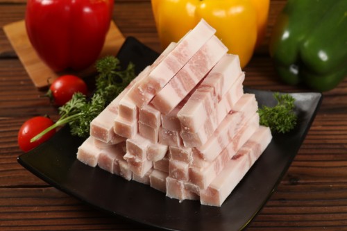 乳制品|冬季天气寒冷,对于怕冷的人来说,常吃这3类食物,或能抵御寒冷