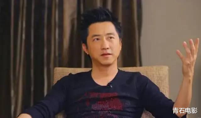 明星|淘二手衣服回家补、一张椅子用18年，这8个大明星，有钱也没乱花