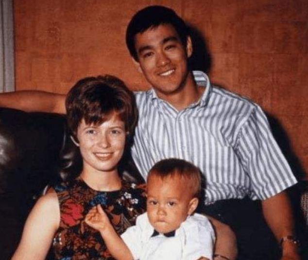 李国豪|被陈惠敏怒扇耳光，好莱坞拍戏又遭枪杀，当年李国豪得罪了谁？