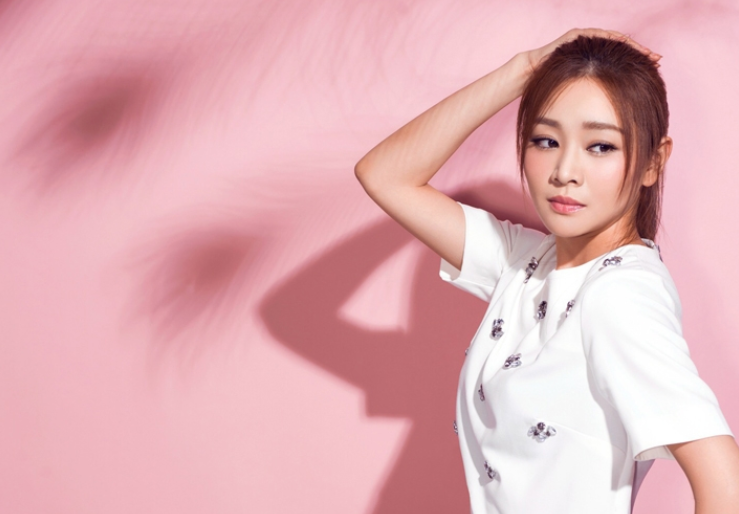 张嘉益|她是张嘉译欣赏的演员，4次合作没把她捧红，搭档张国立意外爆火