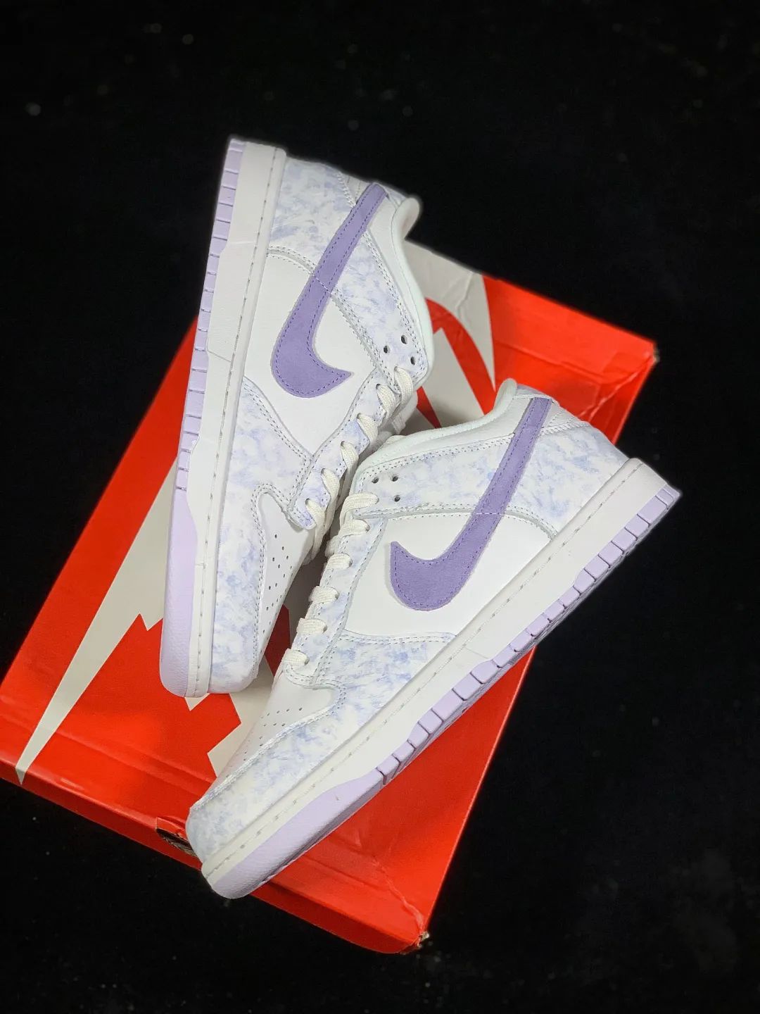 南方鞋匠|清新感十足，薰衣草配色 Dunk 来了，女鞋头们真幸福?