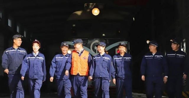 星叨叨 大学生抱怨工作难找？这2个行业月薪上万，却没收到你们的简历