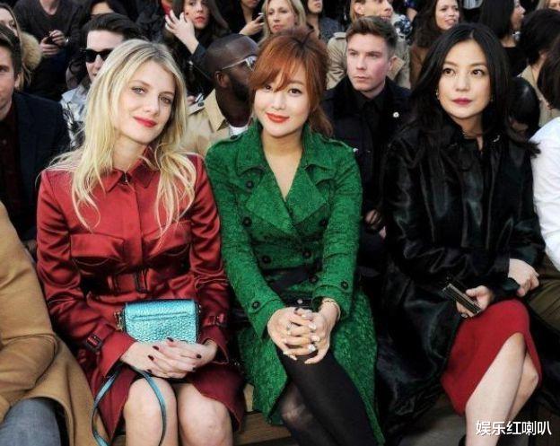 金喜善|当43岁金喜善遇上44岁赵薇，网友调侃：天然脸完胜玻尿酸脸