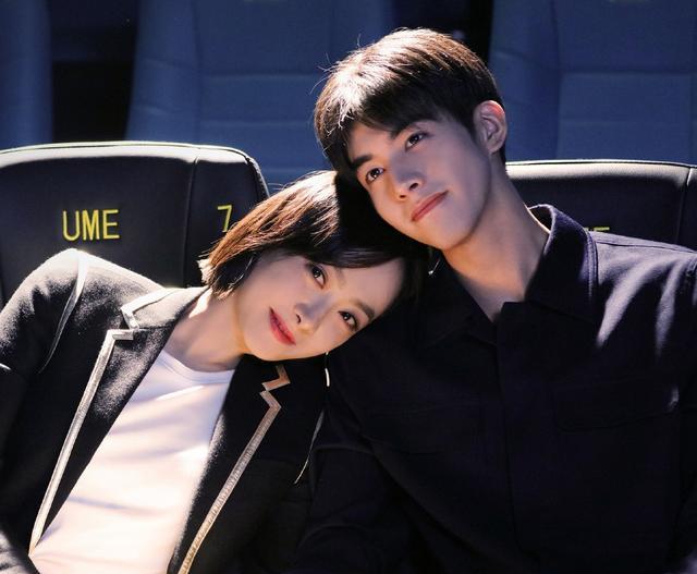 贾玲|又一姐弟恋强势来袭，男女主相差11岁，同框竟毫无违和感