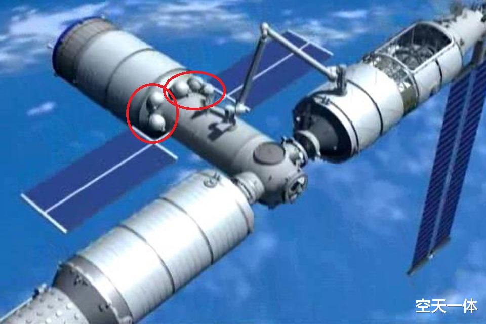 物理学家 太空机械臂真能剪翅膀吗？移动速度慢得像乌龟，最快每秒2.5厘米