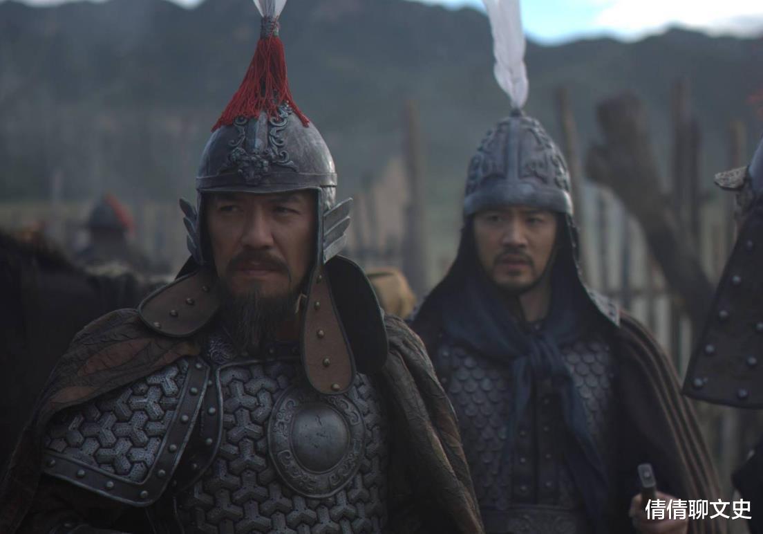 朱元璋|朱元璋对功臣说：你儿子的佩剑不错，功臣砍下儿子首级，随后自杀