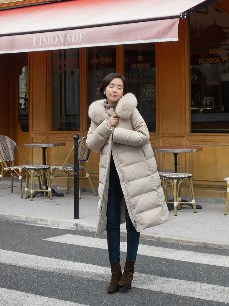 何有强 冬天想把羽绒服穿出时尚感，选择“4款”就够了，保暖又有女人味