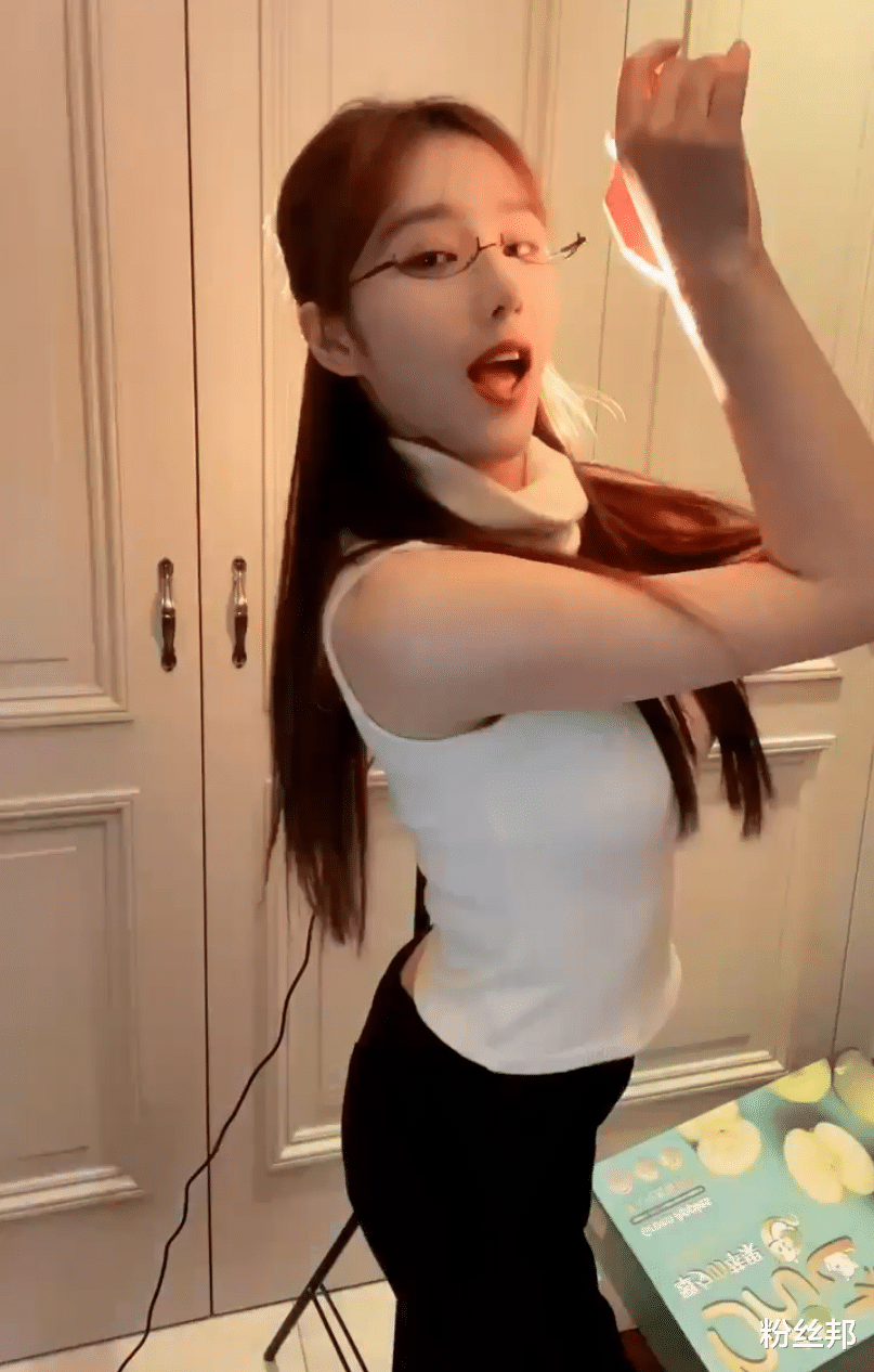 女主播|乔妹重操旧业欲复出直播，产后身材依然完美，想加入“颜色”被拒