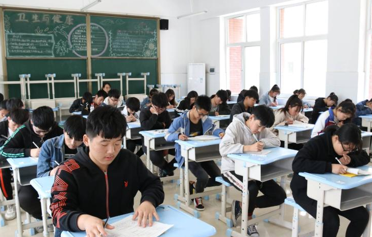 早恋|中考推出新政策,22年将实行“两考合一”,中考录取率或将降低